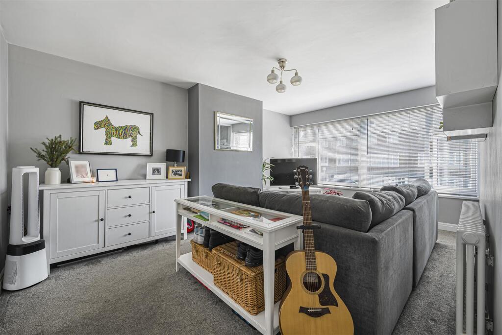 Bexley Lane, Crayford, DA1 4DD - View 2