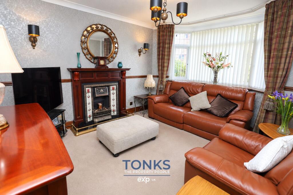 House in Dudley - View 3