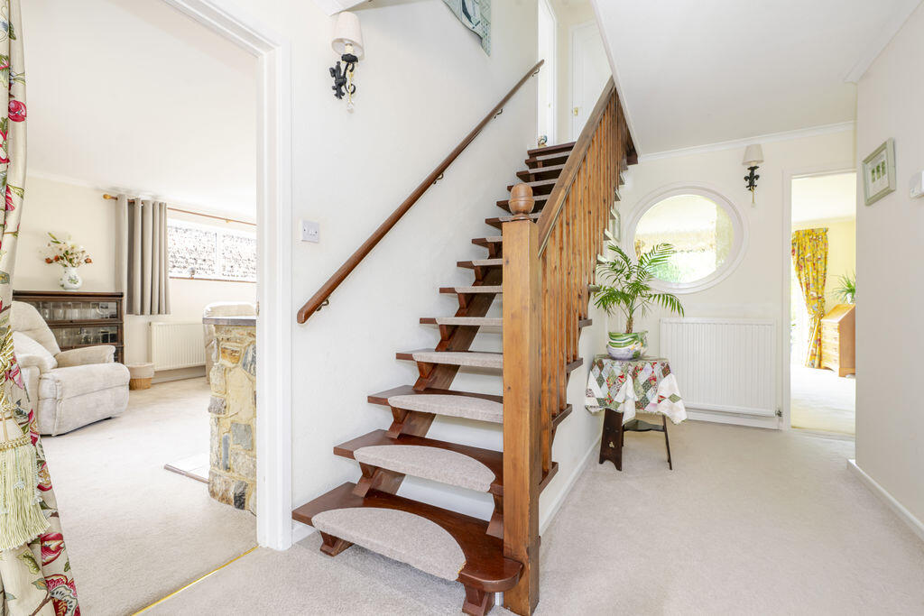 House in Tonbridge - More