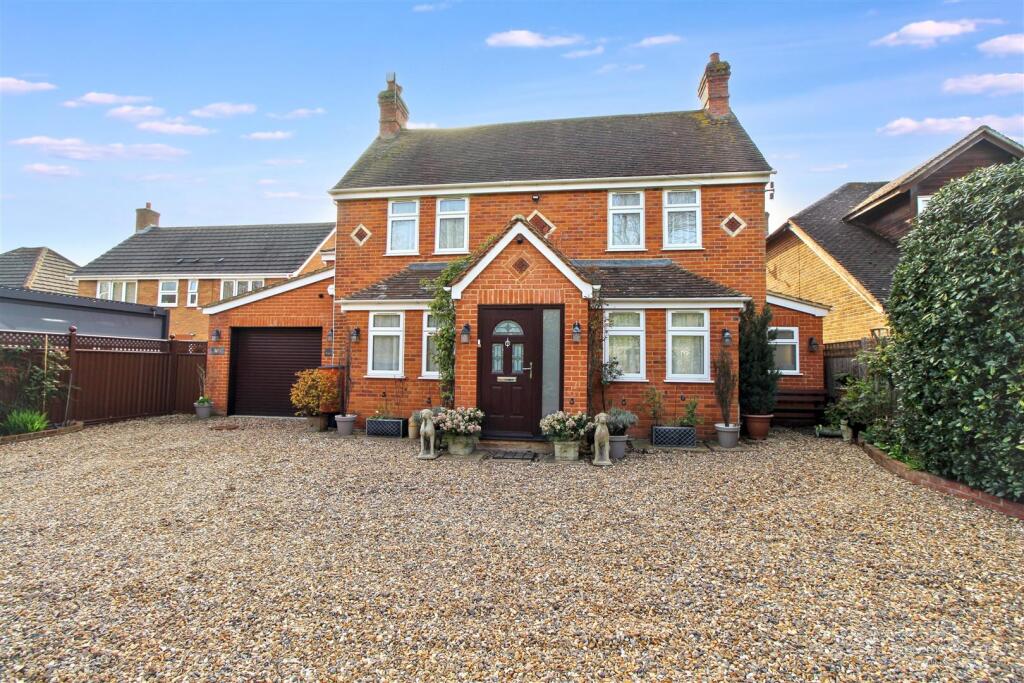 Main image of property: Langley Hill, Tilehurst, Reading