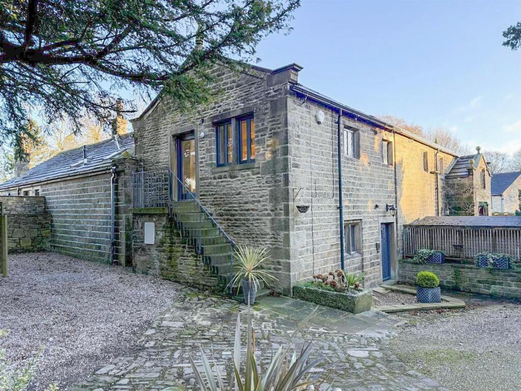 Main image of property: Stable Cottage, The High Hall, Steeton