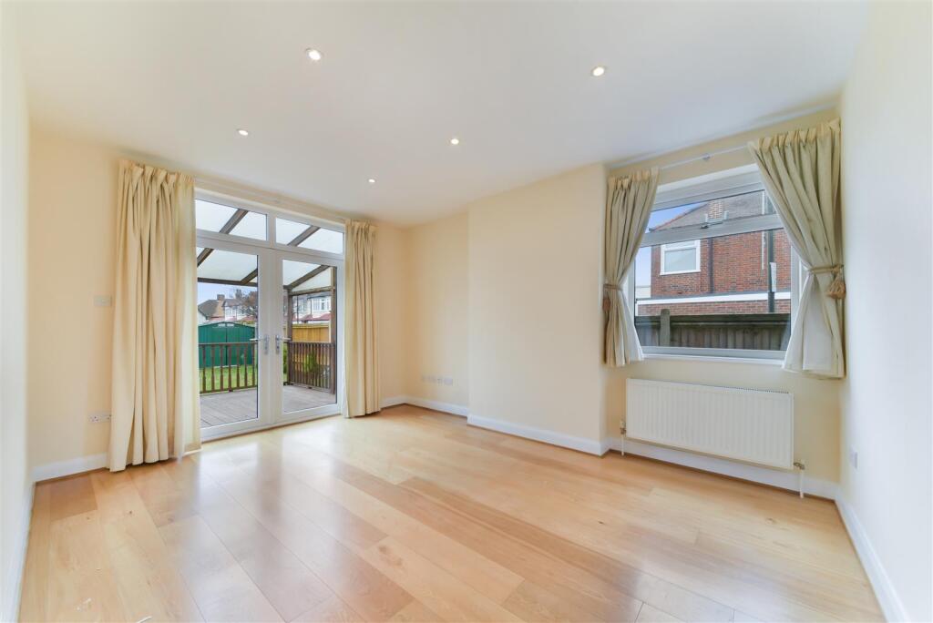 House in London, West Barnes - View 4