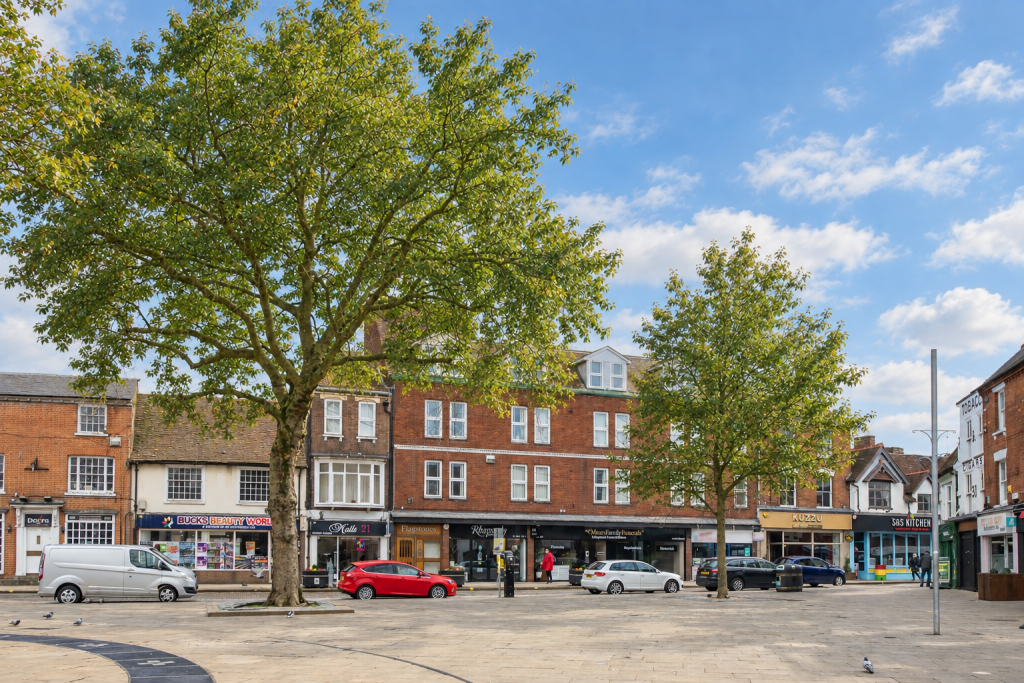 Main image of property: Flat 24, Flagstones, 5 Granville Place, Aylesbury, Buckinghamshire