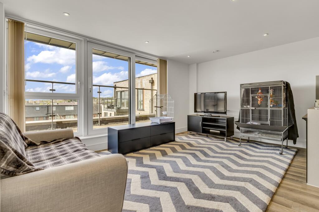 Apartment in London - View 3
