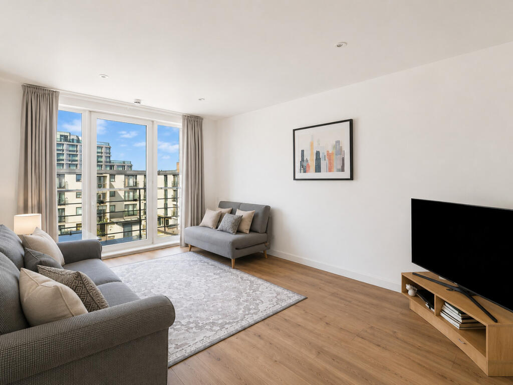 Main image of property: 135 Warwick Road, London, W14
