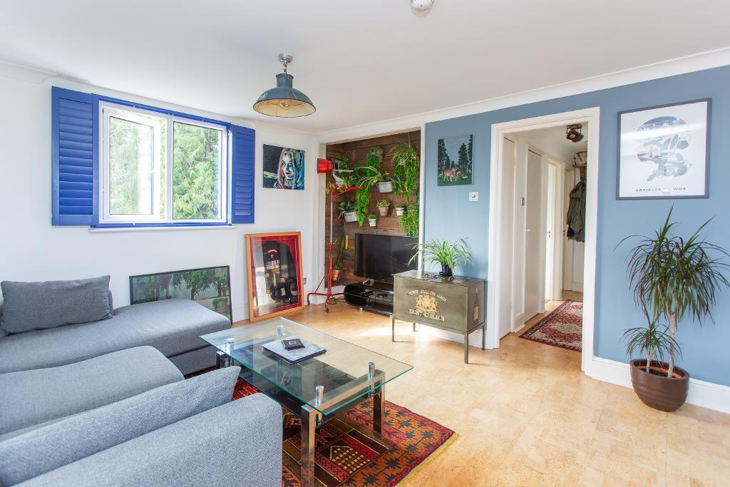 Apartment in Tonbridge - View 4