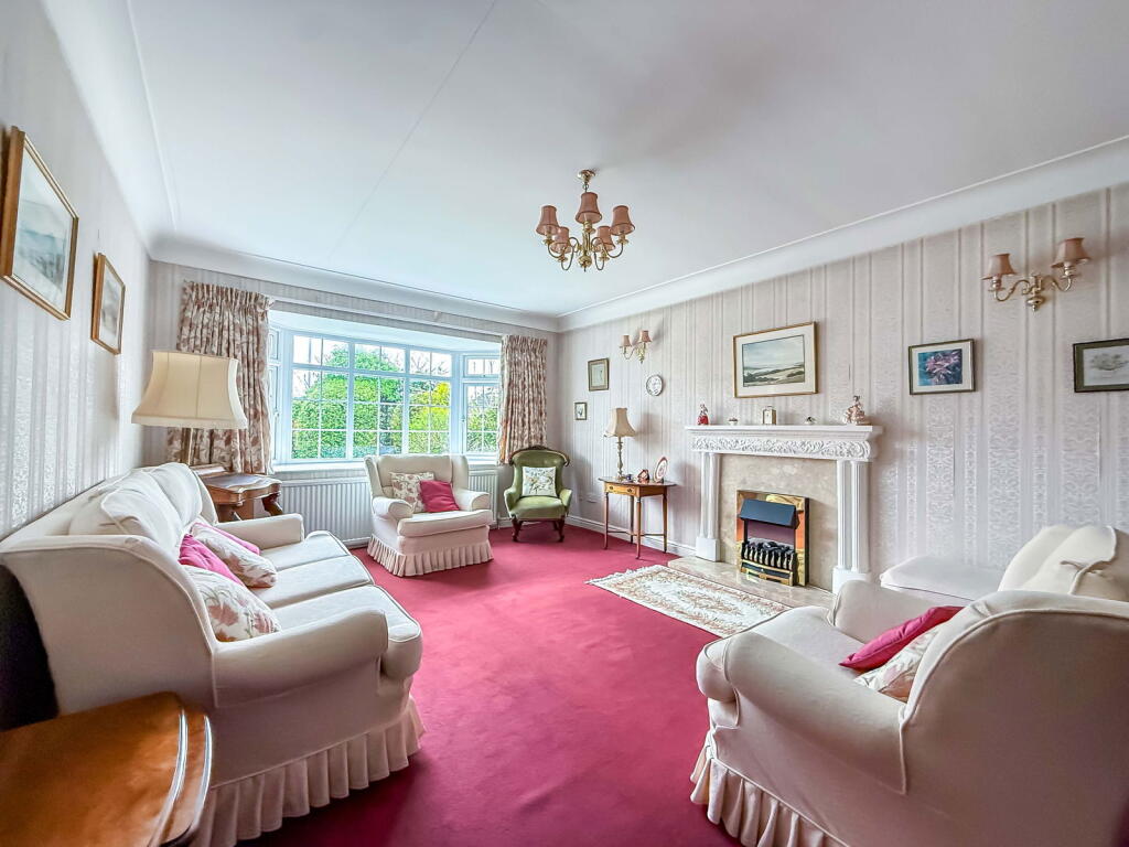 Oxford Gardens, Birkdale, Southport, PR8 photo 2