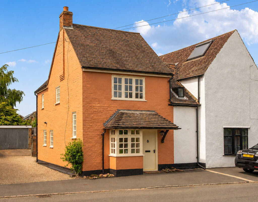 Main image of property: Tithe Barn Cottage, Dunchurch 