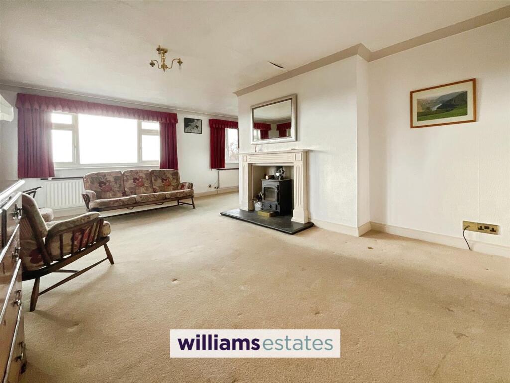 Llanbedr Dyffryn Clwyd, Ruthin, LL15 photo 3
