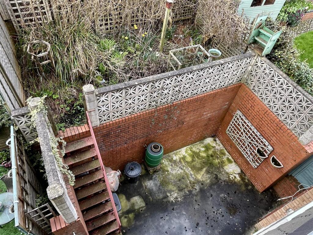 Additional image 7 of Hunnington Crescent, Halesowen