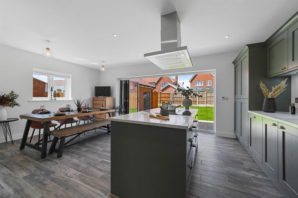 House in Tendring, Lawford - View 2