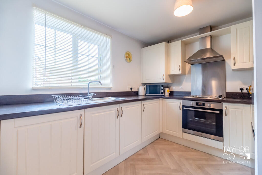 Apartment in Tamworth, Staffordshire - More