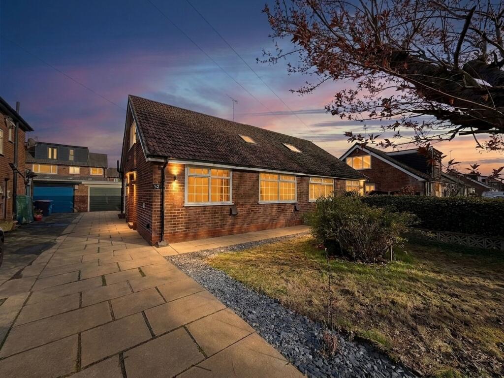 Main image of property: Farm Lane, Worsley, M28