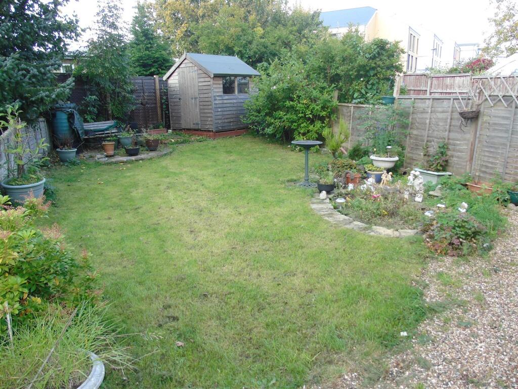 Bishops Rise, Hatfield photo 4