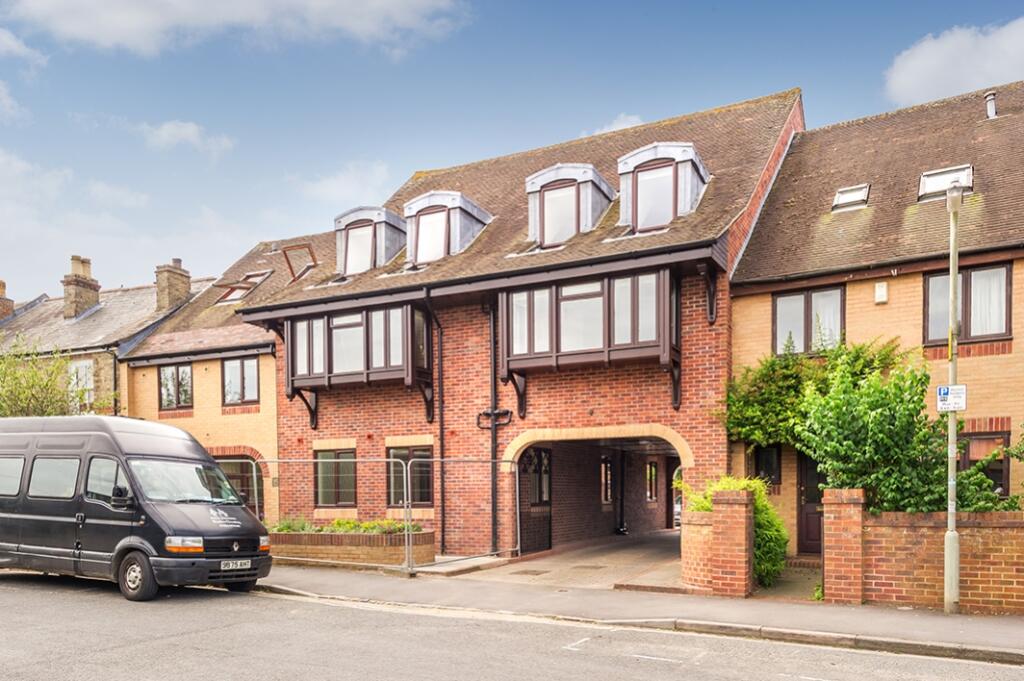 Main image of property: Edgeway Road, Marston, Oxford, OX3