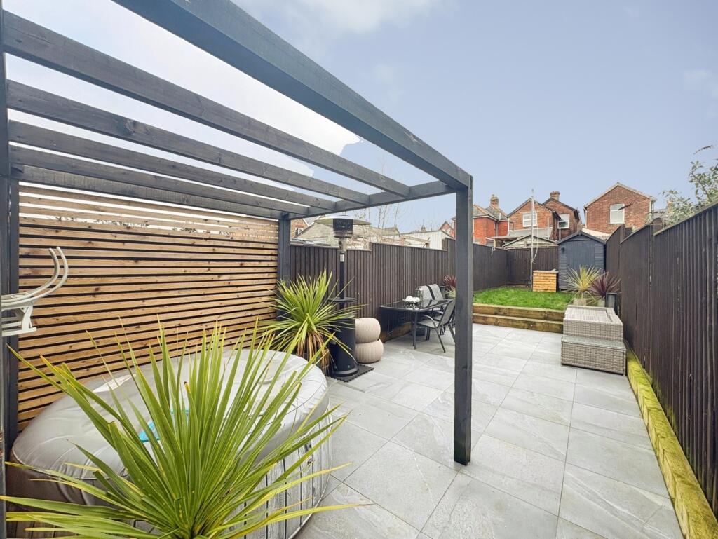 Main image of property: Kings Road, East Cowes, Isle of Wight