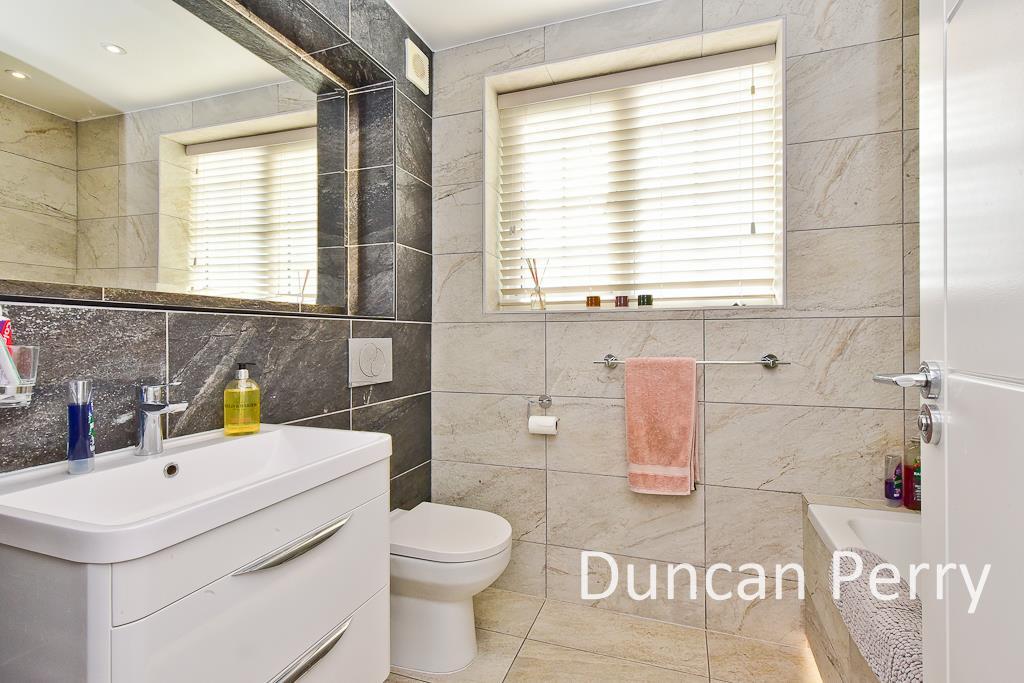 Additional image 12 of Frowick Close, Welham Green