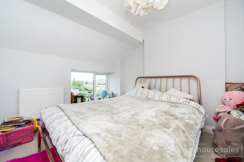 Glanwydden Road, Llandudno Junction, LL31 photo 4