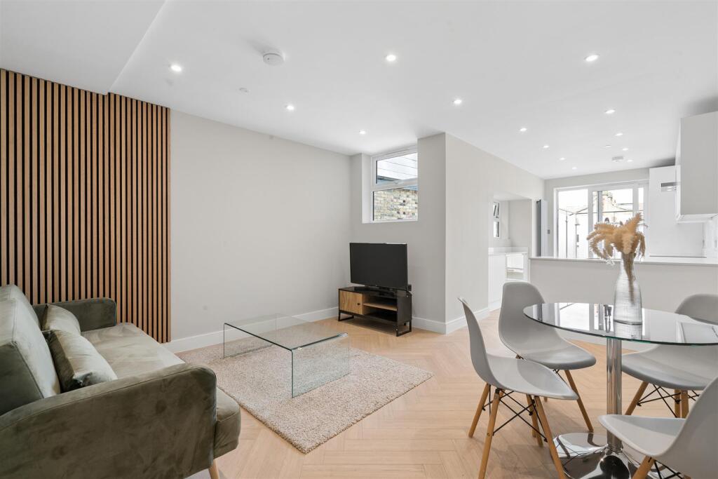 Main image of property: Hoyle Road, Tooting