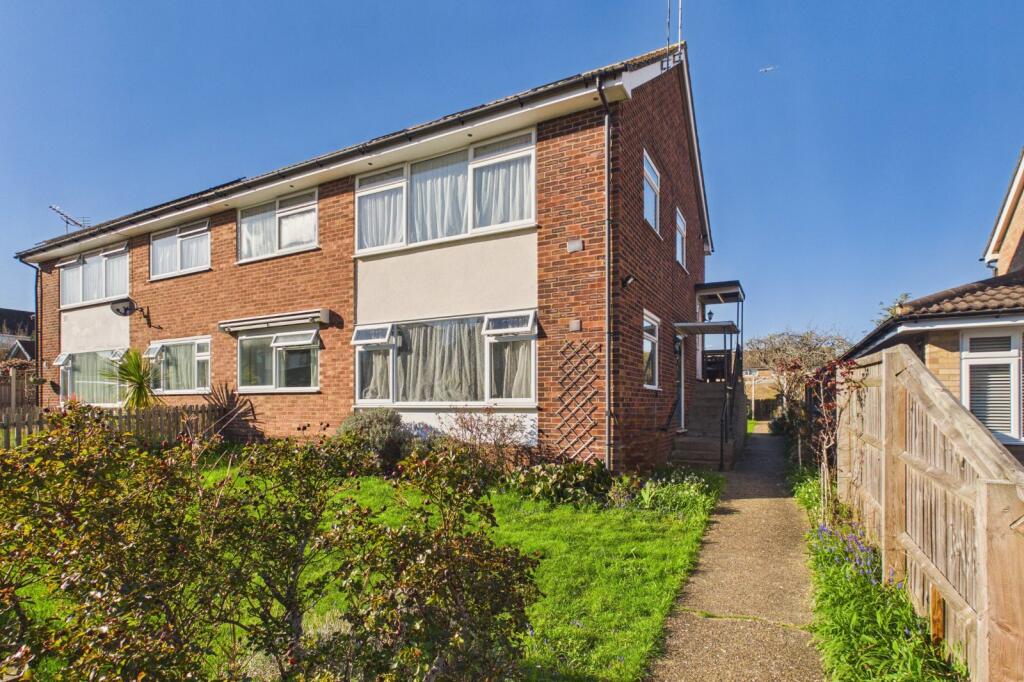 Main image of property: Broom Hill, Cookham, Maidenhead, Berkshire, SL6