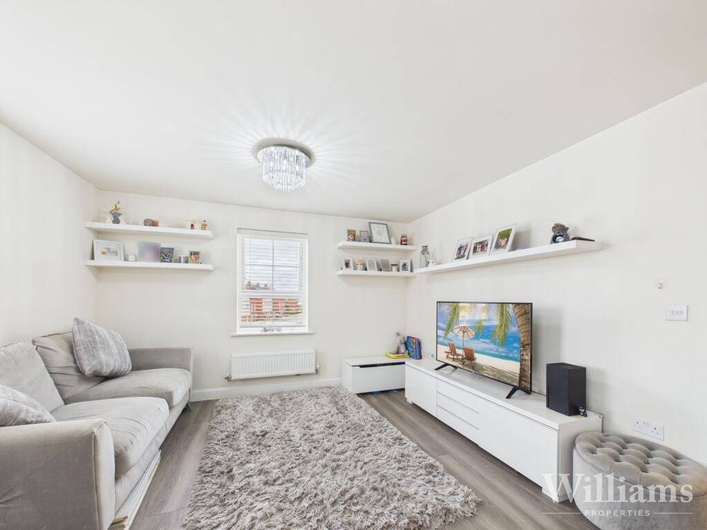 Apartment in Hemel Hempstead - View 4