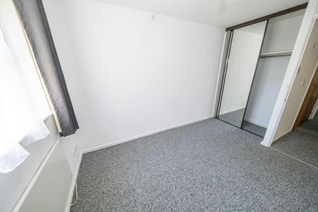 Apartment in Havant, Waterlooville - View 6