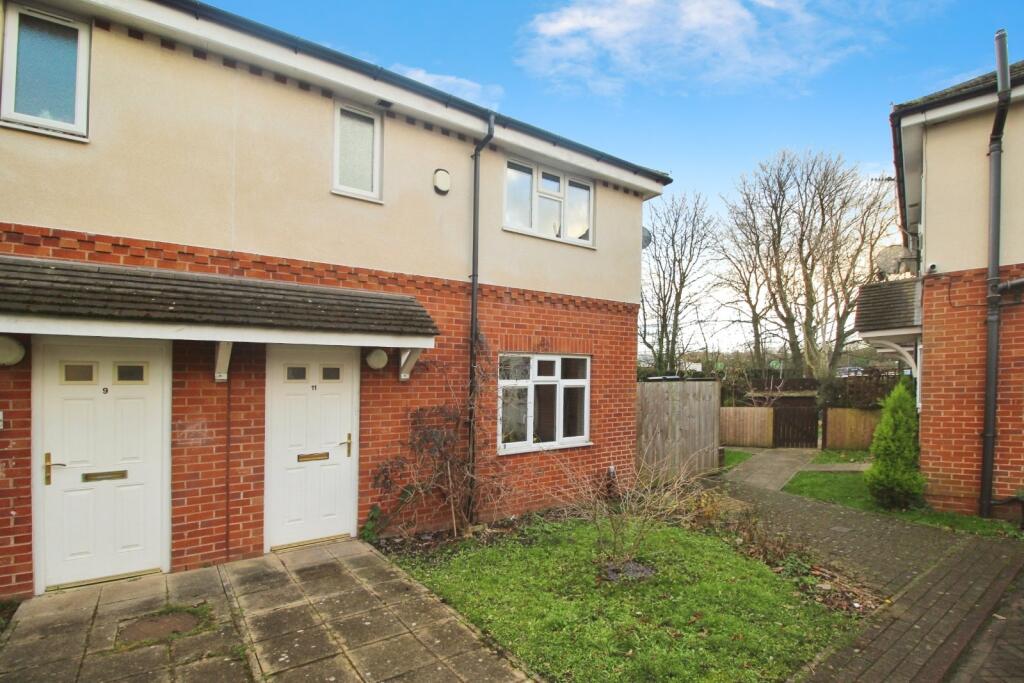Main image of property: Stanhall Mews, Stanningley, Pudsey, West Yorkshire, LS28