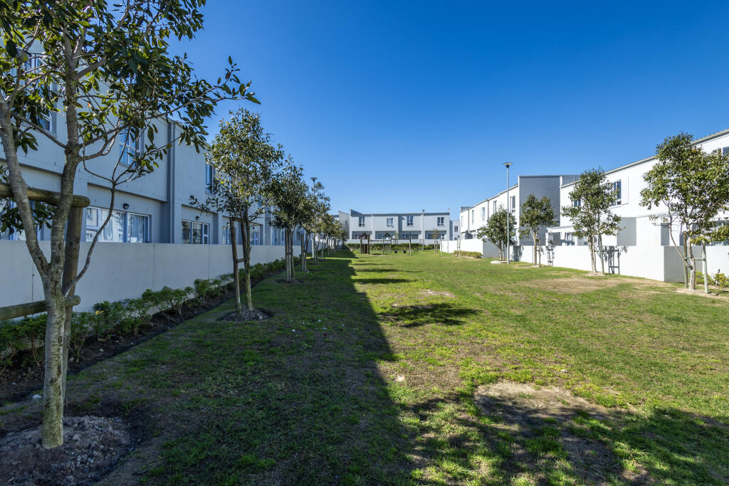 Main image of property: South Africa, Western Cape, Mooiberge