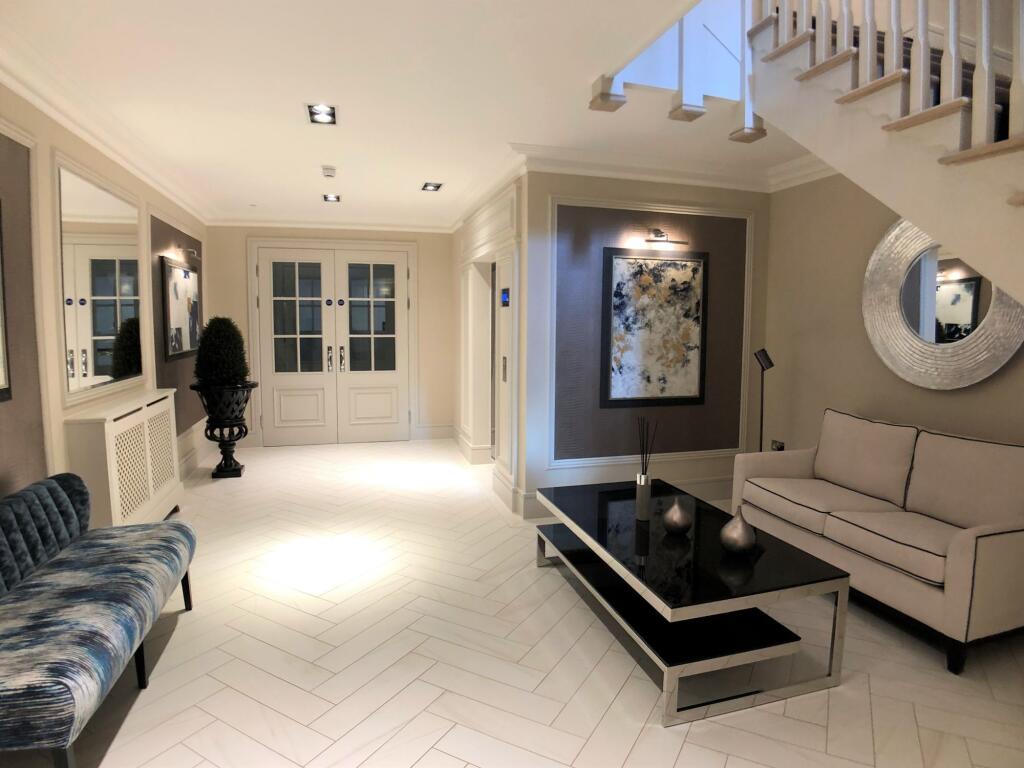 Apartment in Knotty Green, Penn - View 2