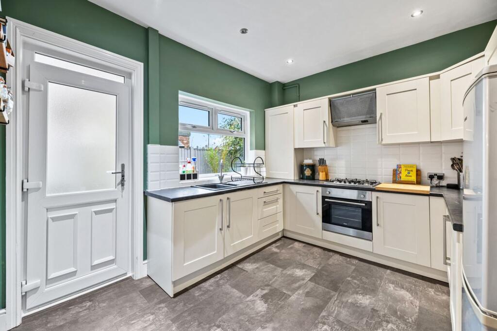 Longdin Street, Warrington, WA4 - More