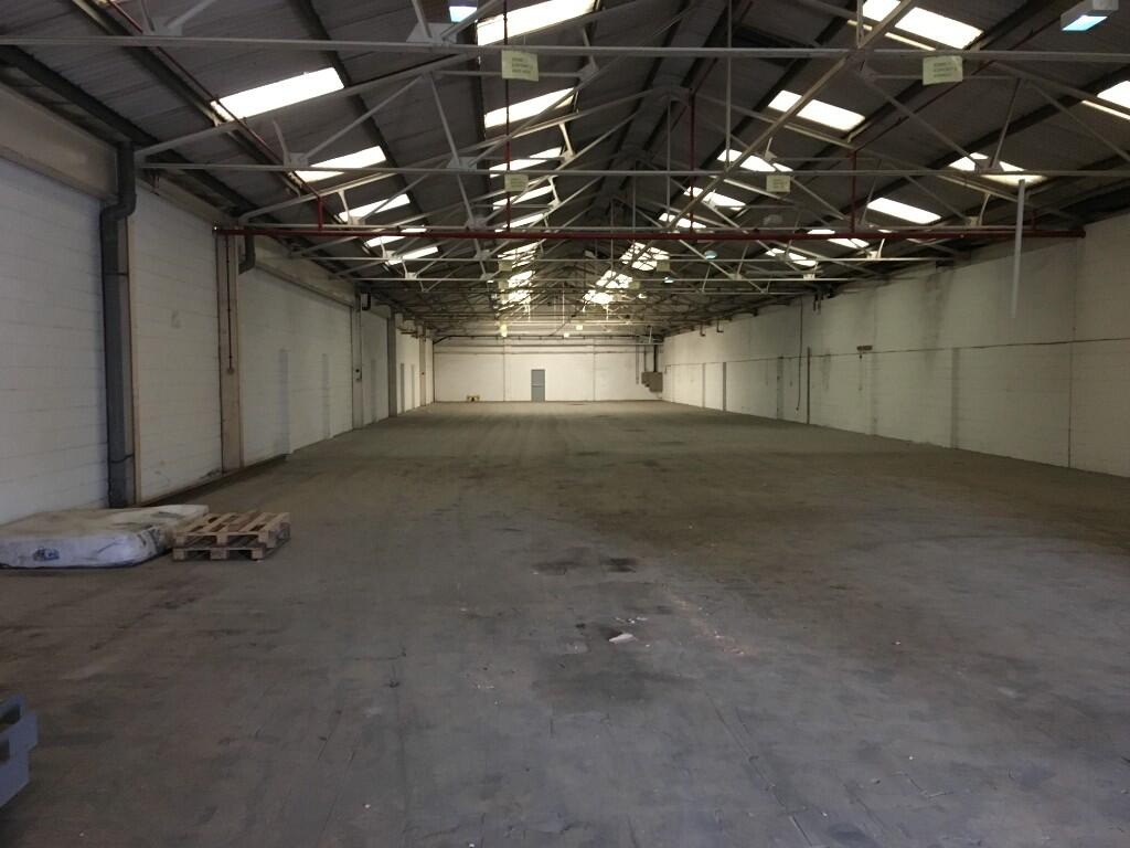 Main image of property: Unit 3 Kingsway, Bridgend, Bridgend (County of), Mid Glamorgan, CF31