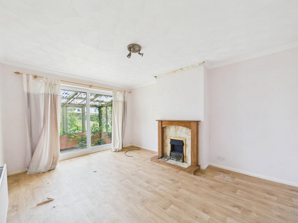 Stone Close, Worthing BN13 2AU - View 2
