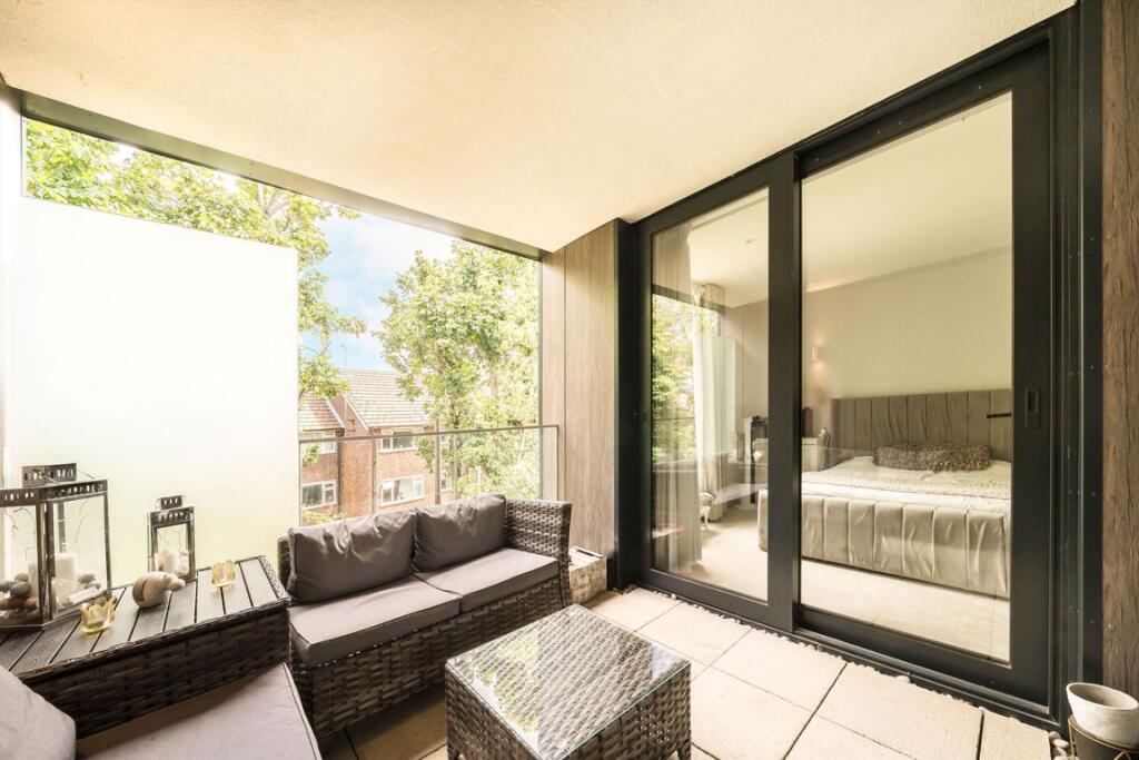 Indigo Square, Surbiton - View 5