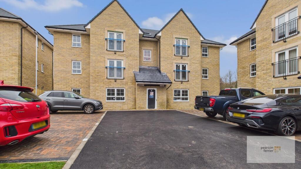 Apartment in Bury, Carr Bank - View 3