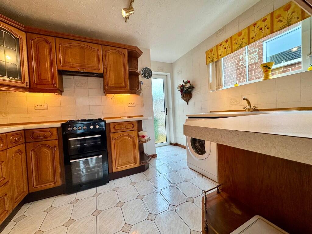 Tankersley Road, TS11 - View 2