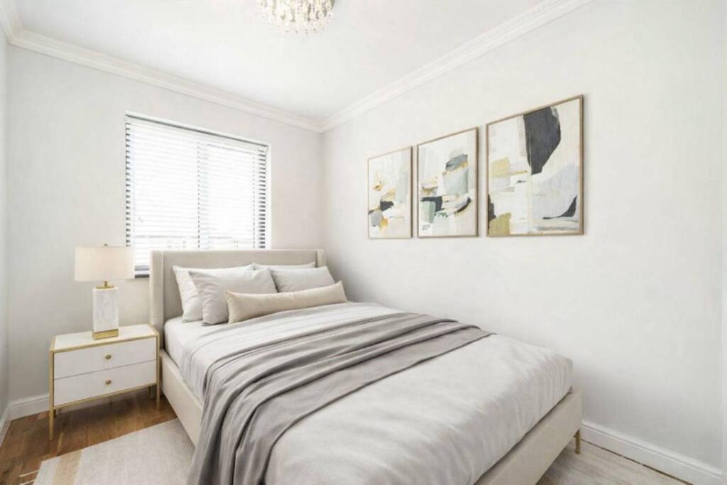 Main image of property: Vyner Road, Acton, London, W3