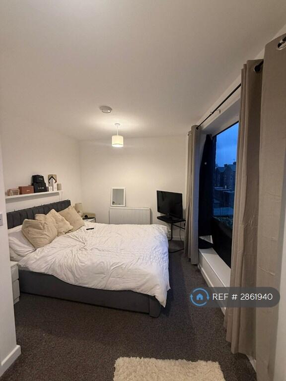 4 bedroom terraced house for rent