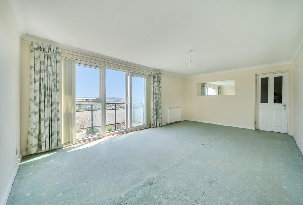 Apartment in Bristol - View 5