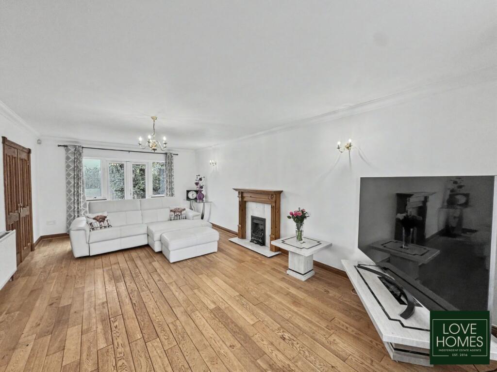 House in Blackpool, Common Edge - View 3