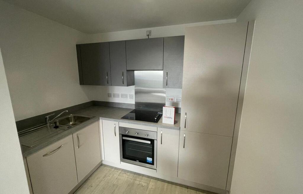 Apartment in Manchester - View 4