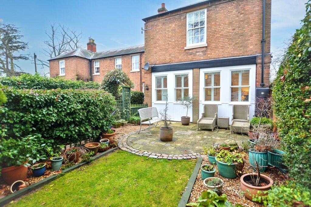 Main image of property: Hill House Lodge, Burgage Lane, Southwell