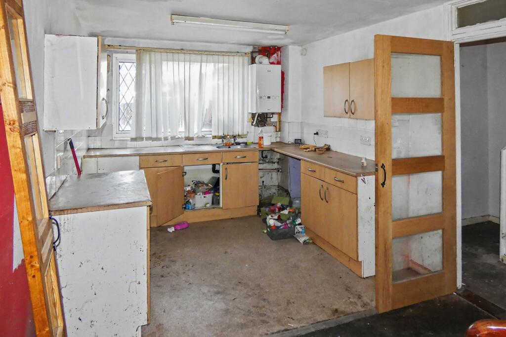 House in Hull, Kingston upon Hull - View 4