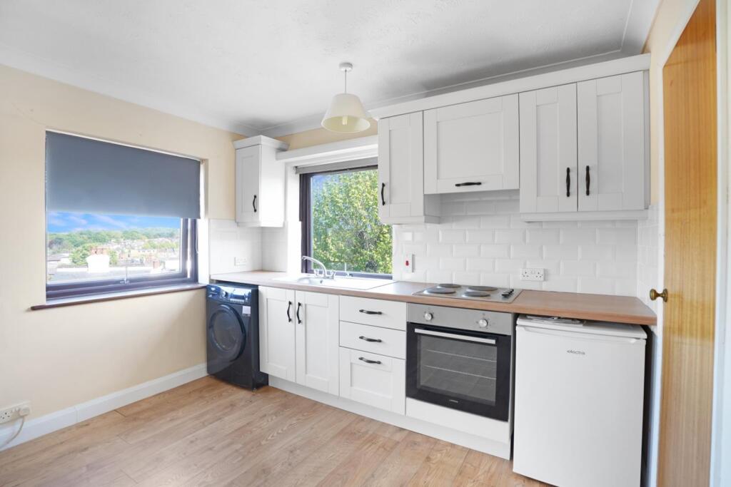 Thornlaw Road, London SE27 photo 4