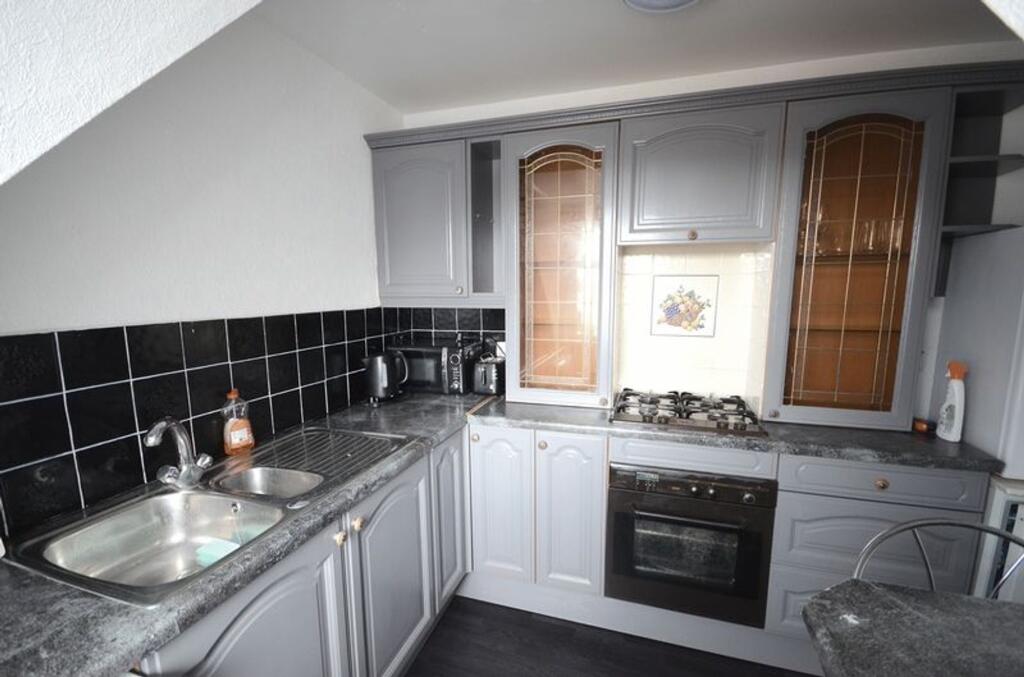Apartment in Bournemouth, Springbourne - View 4