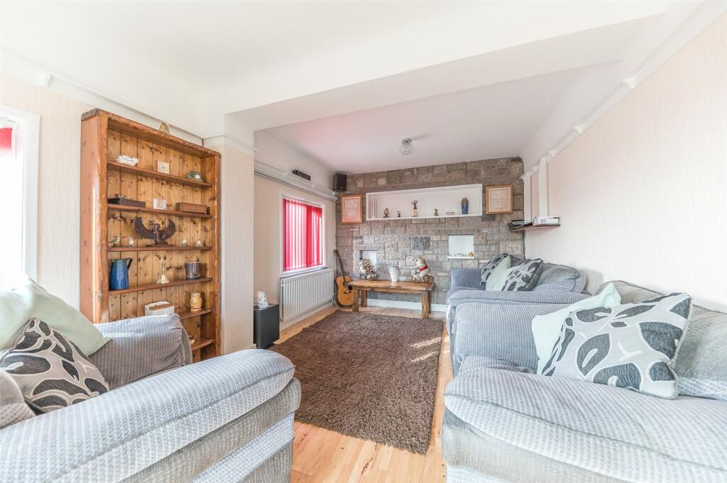 Sandylands Road, Kendal, Cumbria, LA9 photo 2