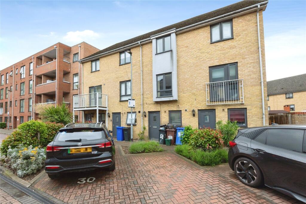 Main image of property: Draper Close, Grays, Essex, RM20