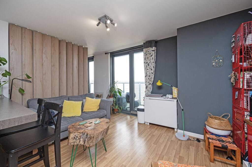 Apartment in London - View 5