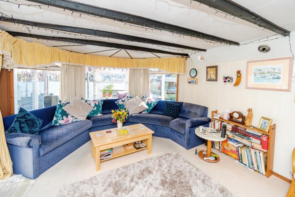 Pettinger Gardens, Southampton, Hampshire, SO17 - View 5