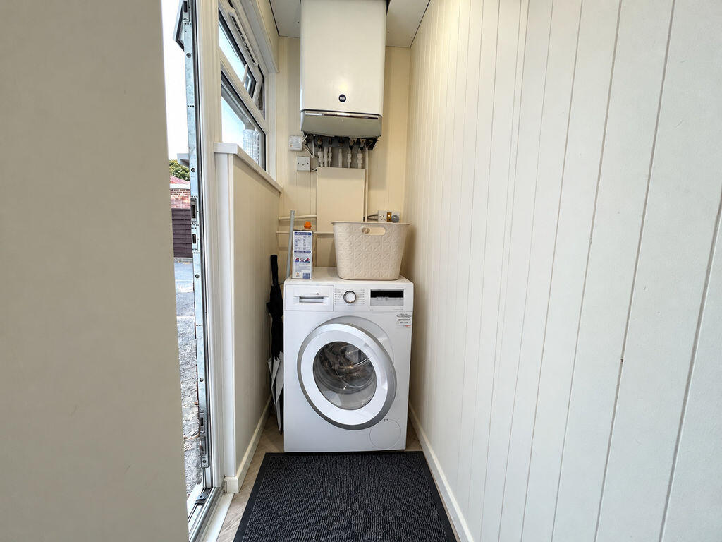 Apartment in Gateshead, North East - View 5