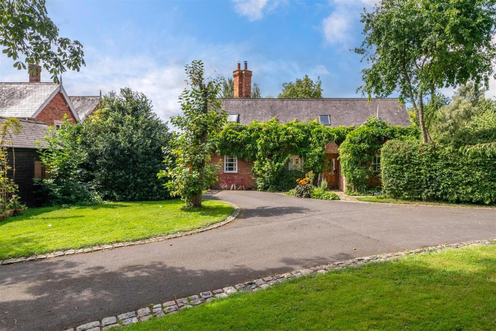 Main image of property: The Stables, Thornton, Near Horncastle